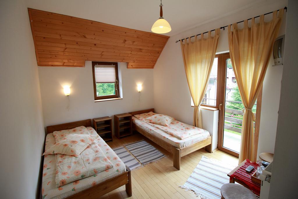 Vila Sucu Poiana Marului (Brasov) Room photo