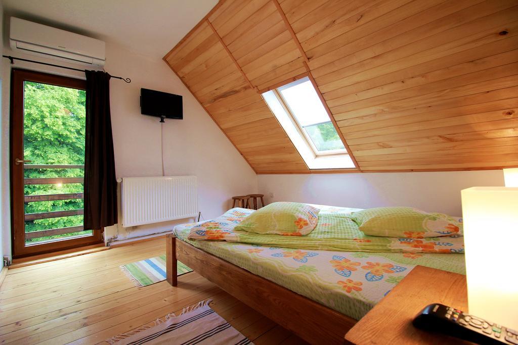 Vila Sucu Poiana Marului (Brasov) Room photo