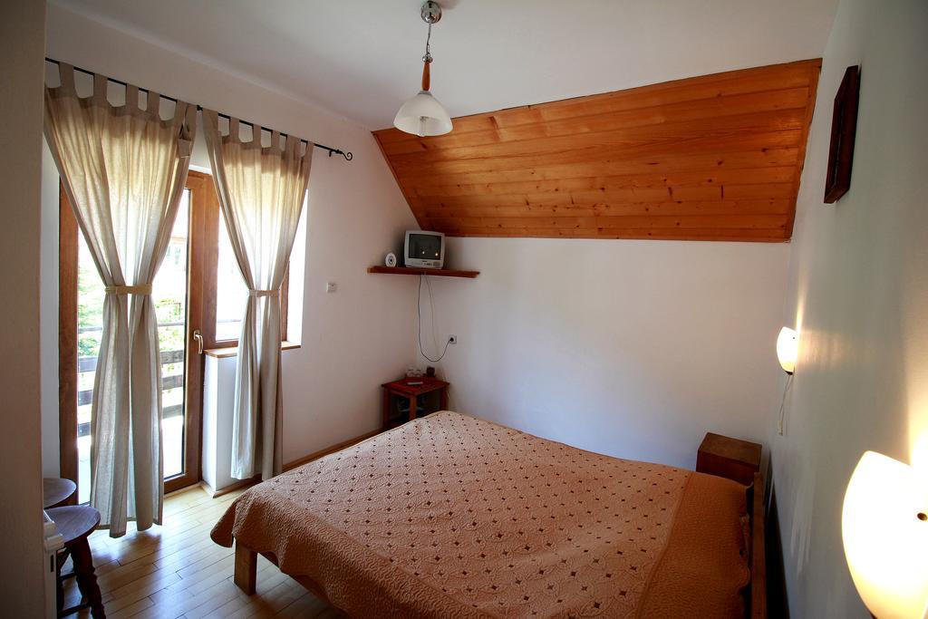 Vila Sucu Poiana Marului (Brasov) Room photo