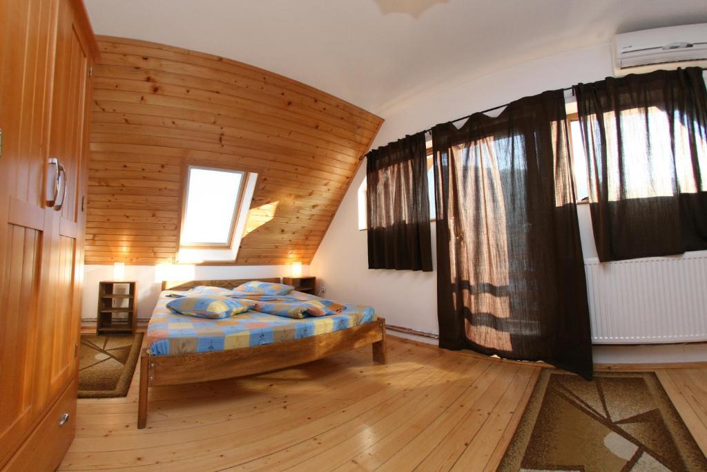 Vila Sucu Poiana Marului (Brasov) Room photo